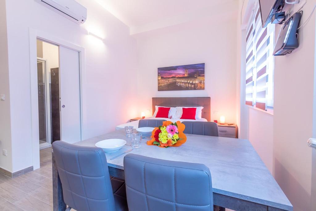 Realkasa Azzarita Flat Appartement Bologna Buitenkant foto